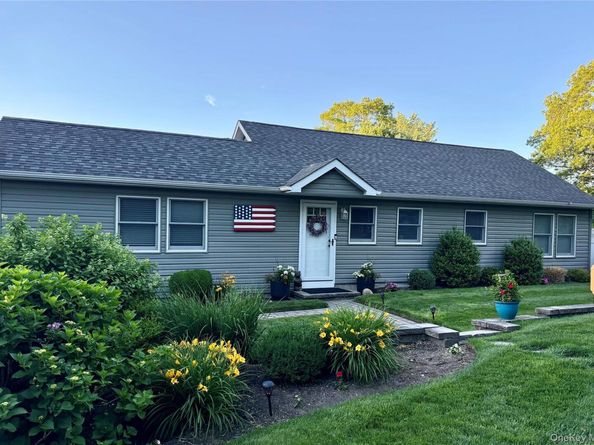 15 Crane Neck Drive, Sound Beach NY 11789