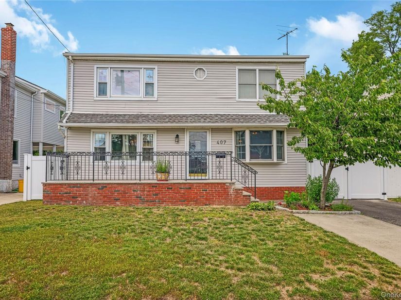 407 Sheridan Boulevard, Inwood NY 11096