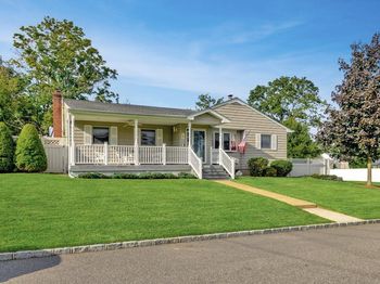 1040 4th Street