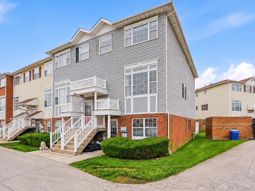 163 Surf Drive 106, Bronx NY 10473