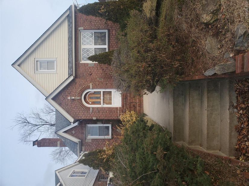 139-23 230th Street, Laurelton NY 11413