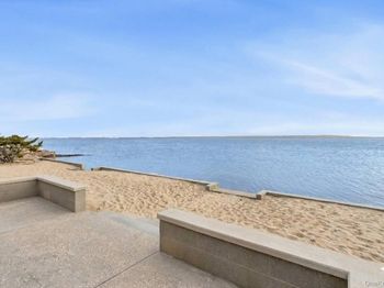 154 Shore Drive E