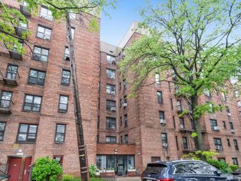 40 E 43rd Street