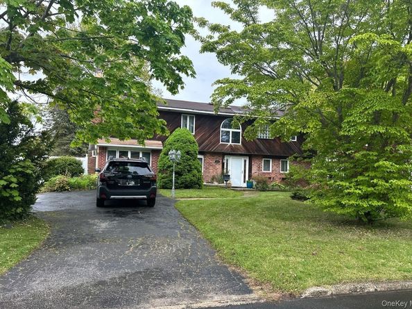 223 Sherry Street, East Islip NY 11730