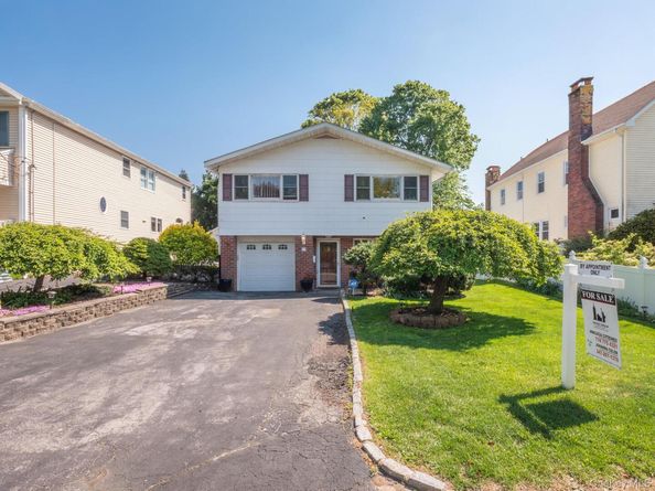 31 Stevenson Avenue, Scarsdale NY 10530