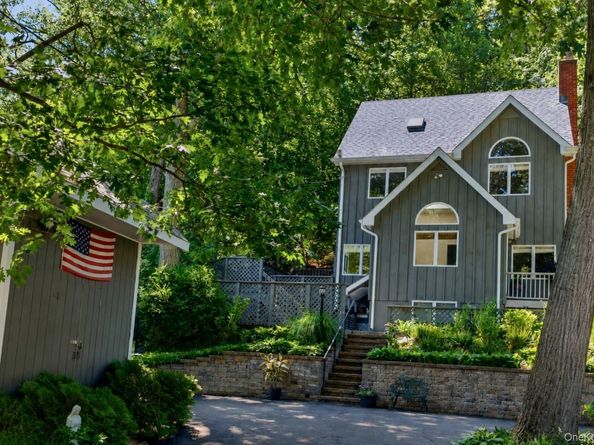 47 Oakdale Drive, Centerport NY 11721