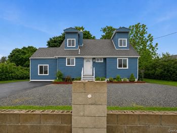 332 Crooked Hill Road