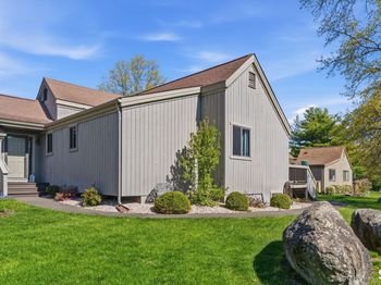 765 Nyack Lane