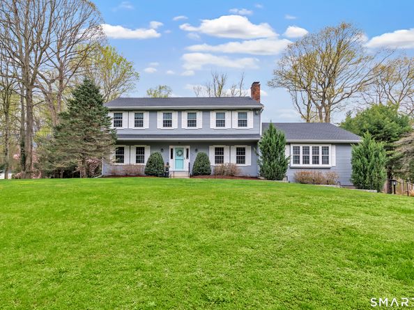 83 Ashwood Terrace, Stratford CT 06614
