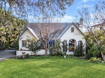 2270 E Orange Grove Boulevard