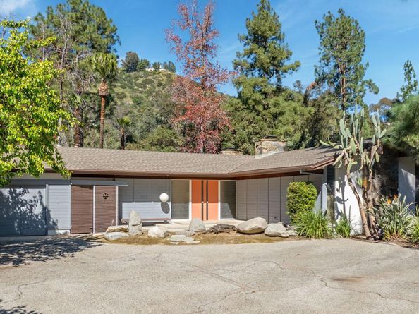 1625 Pegfair Estates Drive, Pasadena CA 91103