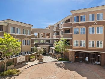 2750 Artesia