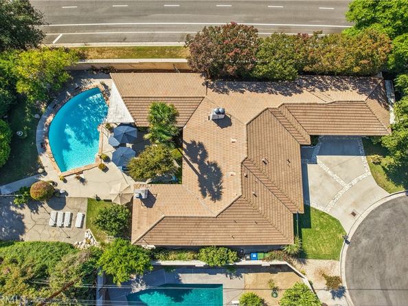 17654 Knapp, Northridge CA 91325