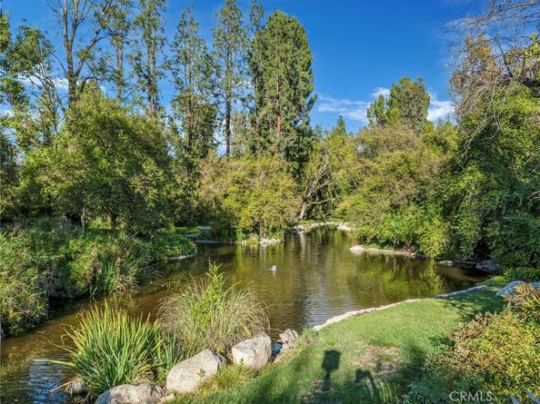 7050 Shoup Ave #225 225, Canoga Park CA 91303