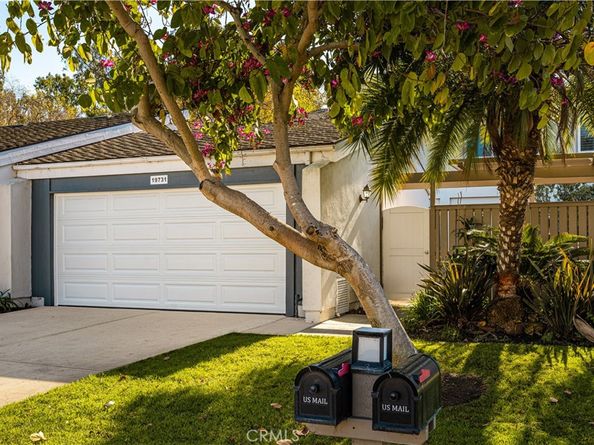 19731 Shorecliff, Huntington Beach CA 92648