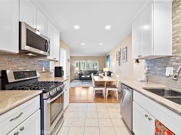 2404 Niagara, Costa Mesa CA 92626