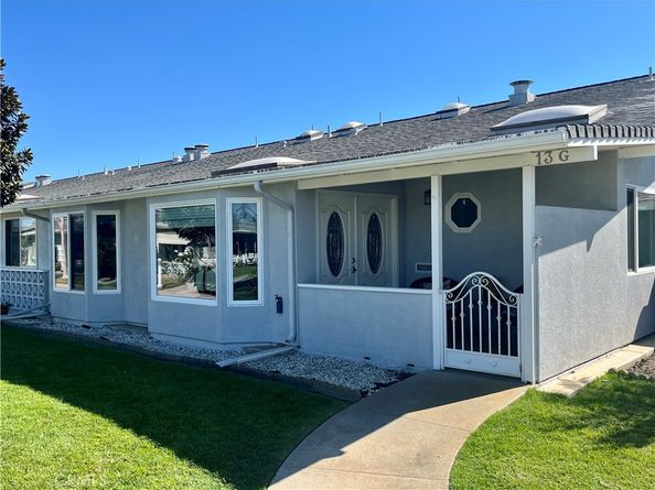 13824 Fresh Meadow Ln., M3-13G, Seal Beach CA 90740