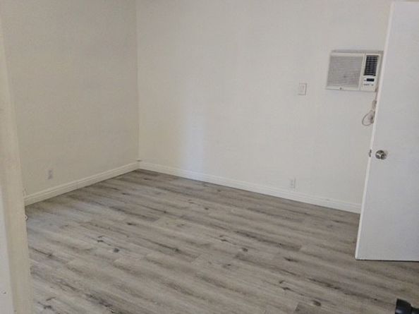 2467 California Street, Huntington Park CA 90255