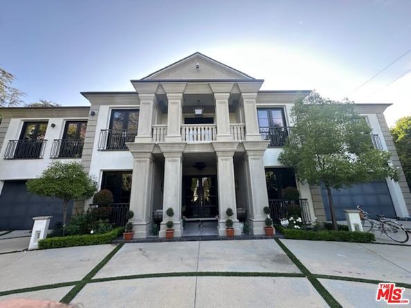 4425 Haskell Avenue, Encino CA 91436