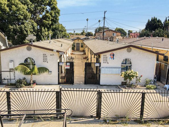 836 W 66th Street, Los Angeles CA 90044