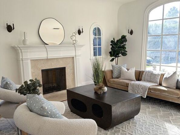 716 N June Street, Los Angeles CA 90038