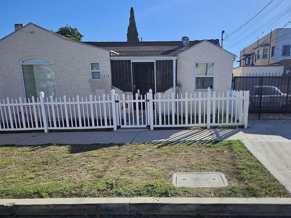 5212 Packard Street, Los Angeles CA 90019