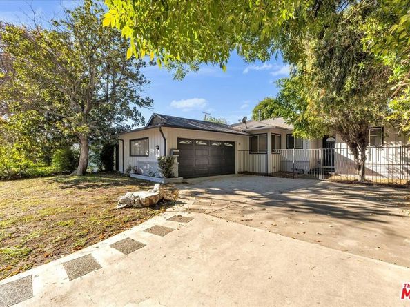 6649 Whitman Avenue, Lake Balboa CA 91406