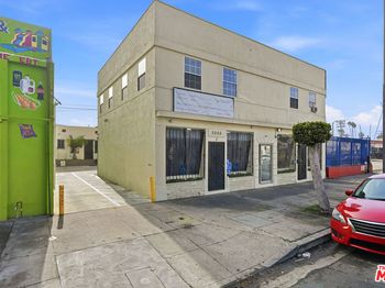 2048 W Florence Avenue