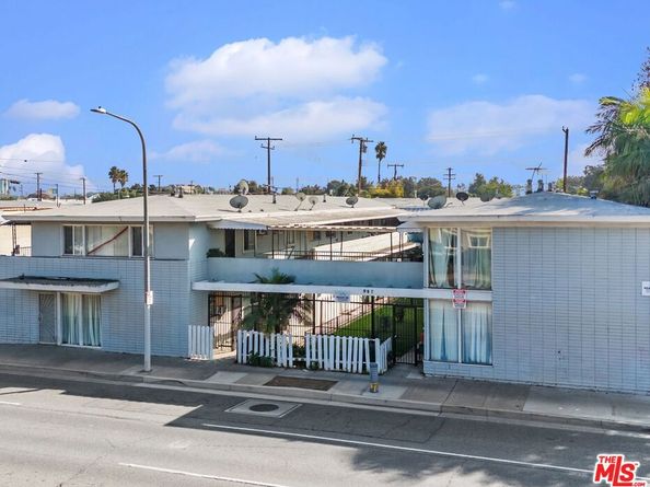 902 E 17th Street, Santa Ana CA 92701