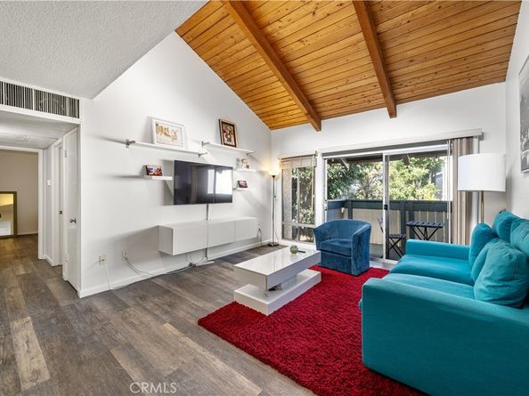 8601 International Avenue 224, Canoga Park CA 91304