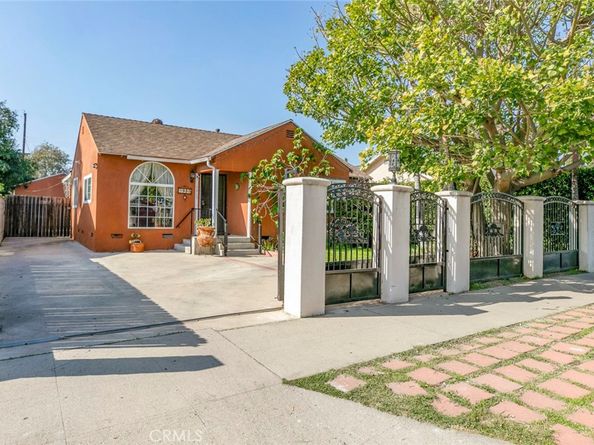 7419 Kraft, North Hollywood CA 91605