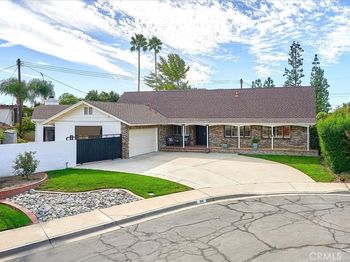 918 Saint Catherine Way