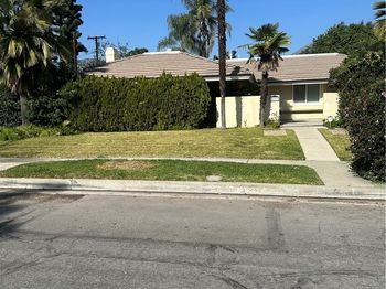 1669 N San Antonio