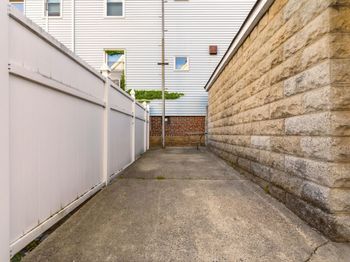 279 Avenue A
