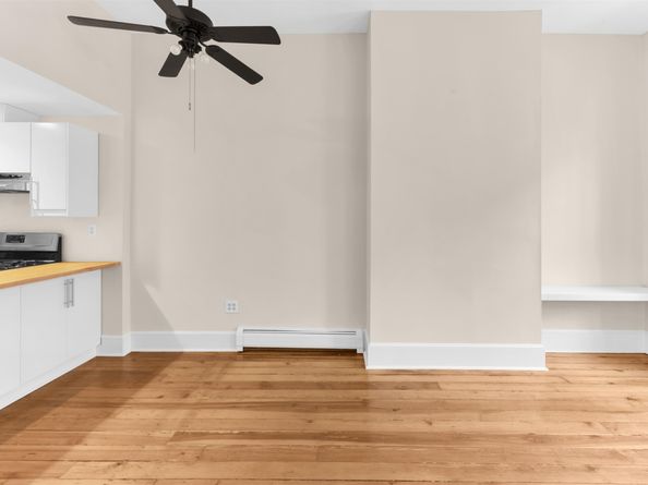 299 8th St 1R, Jersey City NJ 07302