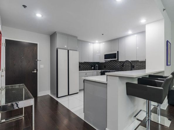 1100 Maxwell Lane 238, Hoboken NJ 07030