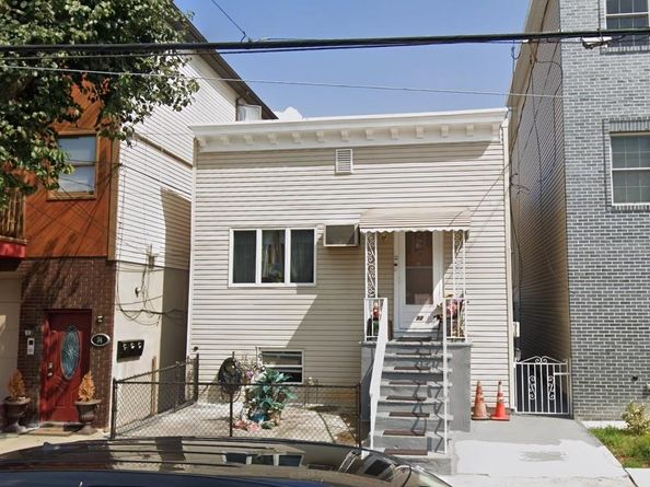 32 Giles Ave, Jersey City NJ 07306