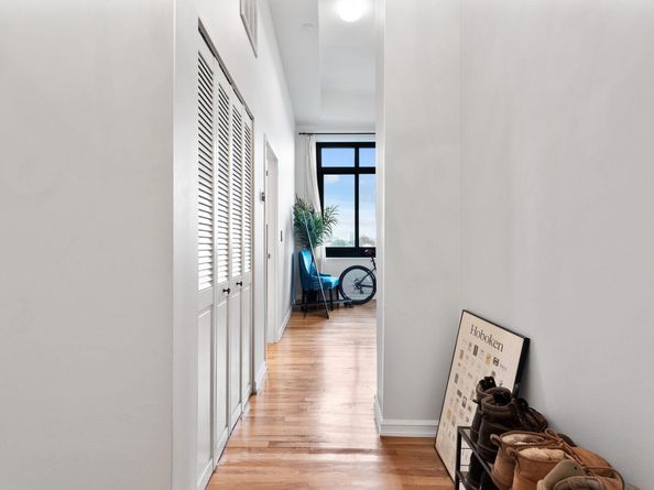 518-536 Gregory Ave C402, Weehawken NJ 07086