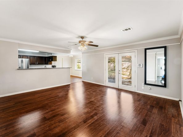 10134 Hanka Drive, Houston TX 77043