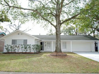 7953 Ridgeview Drive