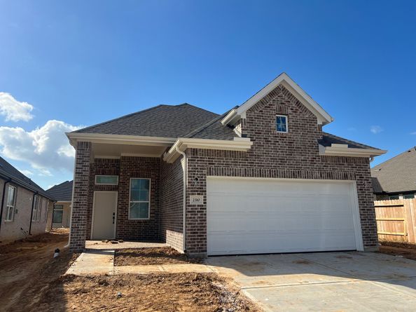 2310 Garden Arbor, Tomball TX 77375