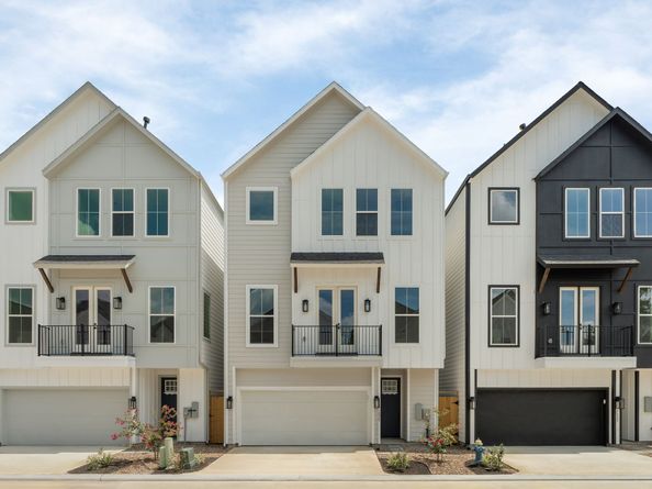 5832 & 5834 Highland Sun Lane, Houston TX 77091