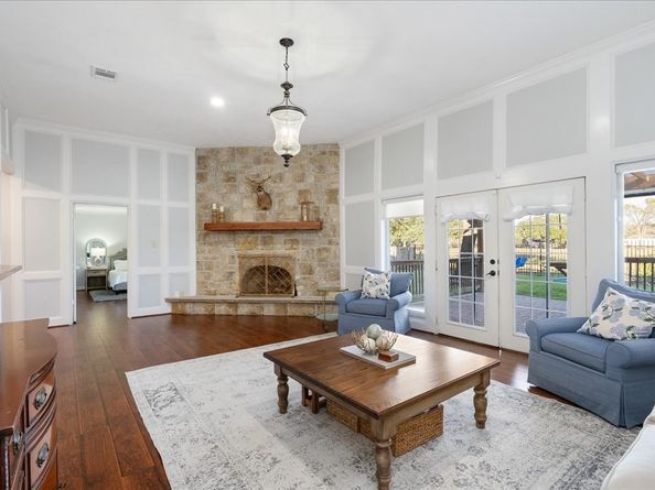 31 Wellington Drive, Sugar Land TX 77478