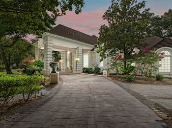 205 Grogans Point Road