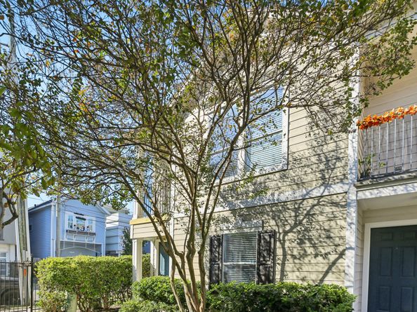 1705 Stuart Street, Houston TX 77004