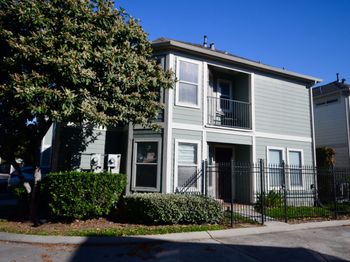 1706 Redwing Bluff Drive