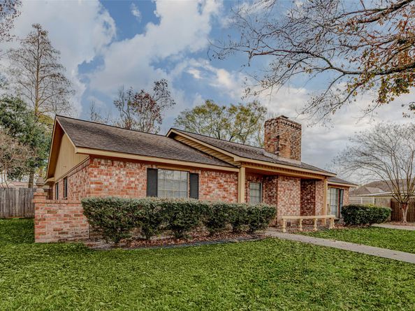 13115 Sherwood Oaks Drive, Houston TX 77015