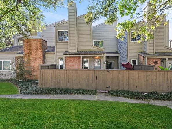 1547 Prairie Grove Drive, Houston TX 77077