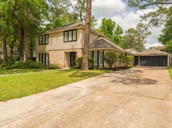 12018 Indian Wells Drive, Houston TX 77066