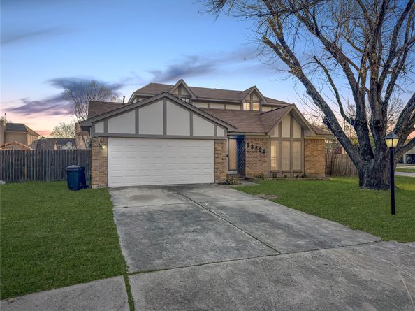 12230 Kleinmeadow Drive, Houston TX 77066